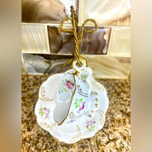 Vintage Japanese Handpainted Tea Cup  saucer Gold Flower Made In Occupied Japan.